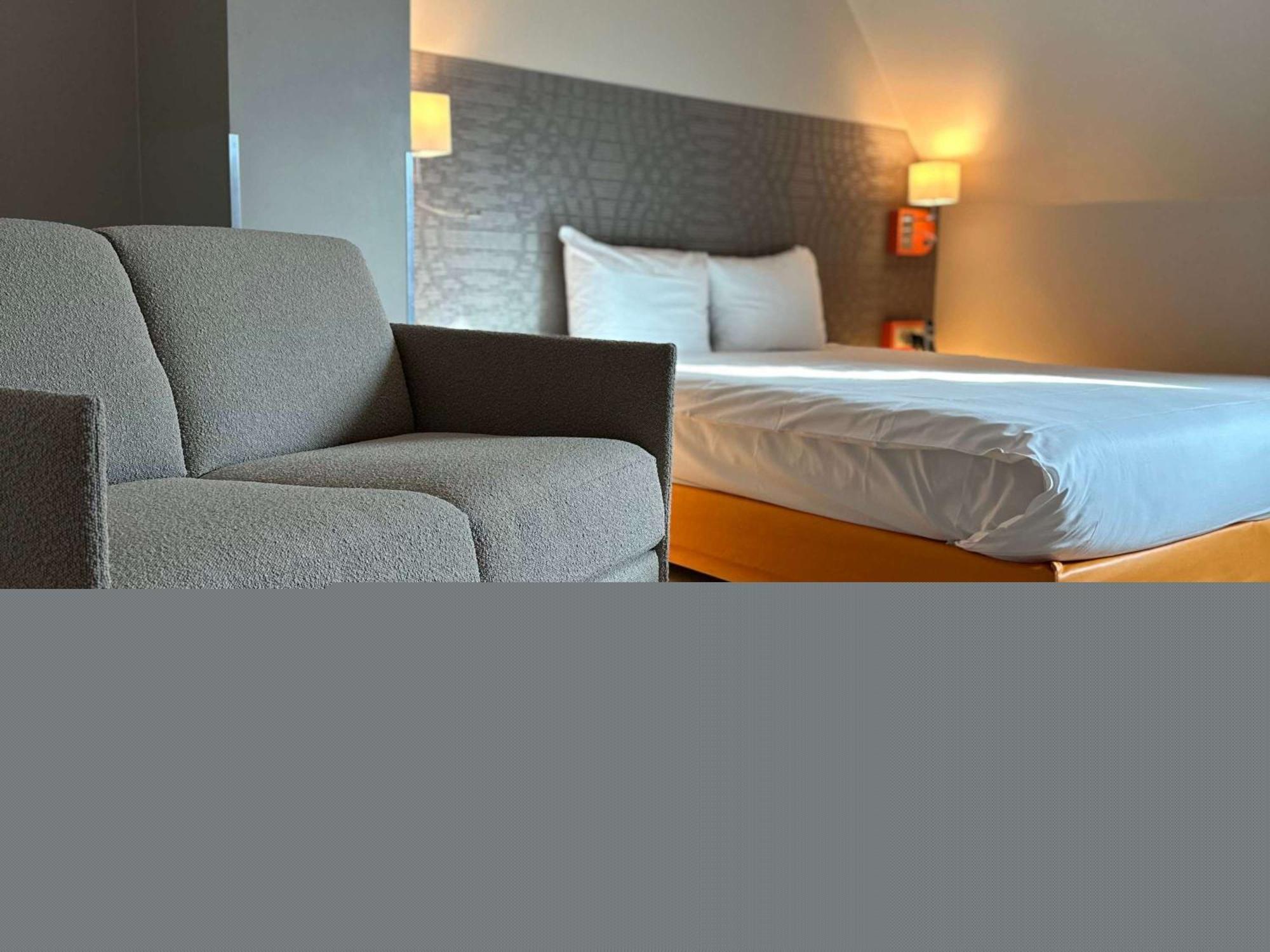 Hotel Ibis Styles Tours Centre Exterior foto